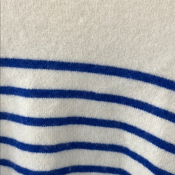 Polo by Ralph Lauren Women's Striped Cream and Blue Sweater - Picture 3 of 4
